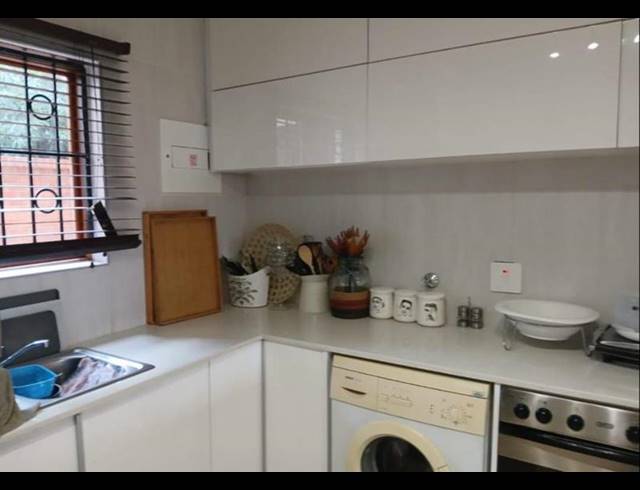 3 BEDROOM TOWNHOUSE FOR SALE IN MEYERSDAL